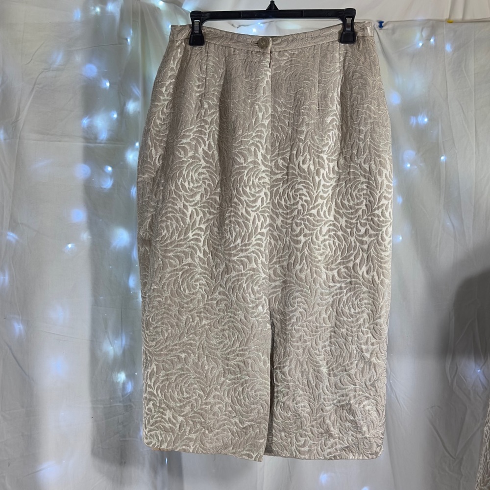Lily Taylor Evening Skirt Set - Picture 10 of 14